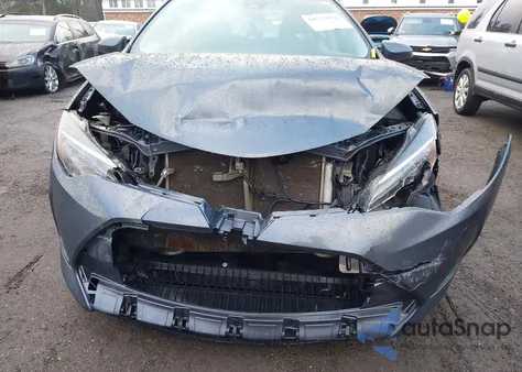 2018 Toyota Corolla Le z USA, uszkodzony, nr VIN 5YFBURHE3JP844610